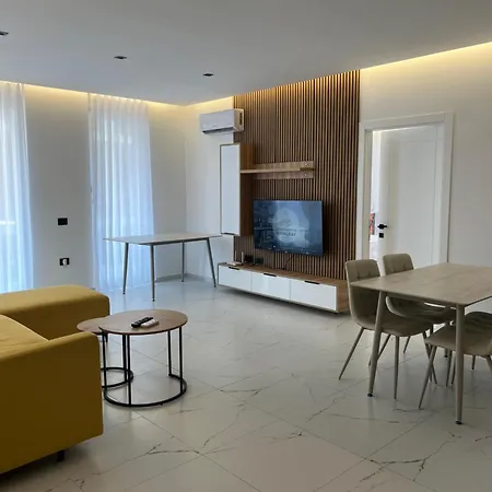 Royalbay Lux * Shëngjin